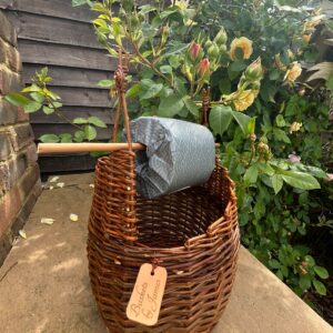 Bathroom willow basket
