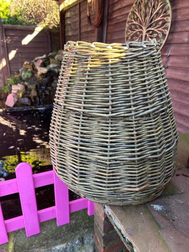 Laundry basket 